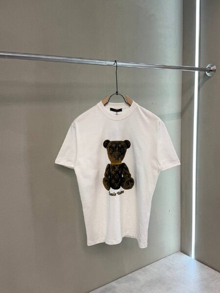 Apparel — TGdlcO6AXb-y view 2
