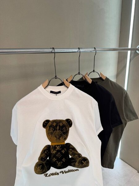 Apparel — TGdlcO6AXb-y view 5