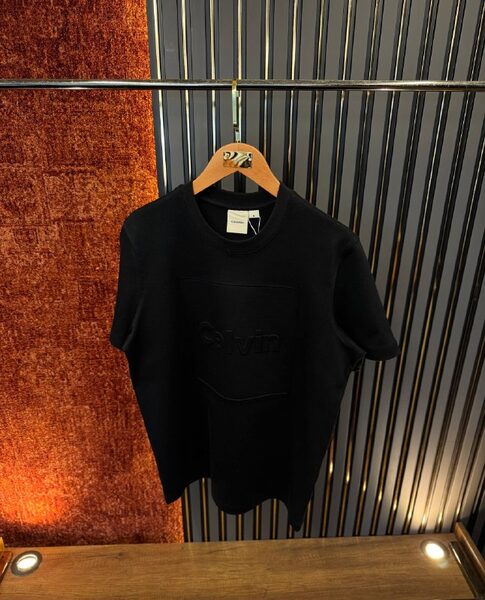 Apparel — TGdnznT_lyHY view 2