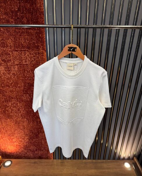 Apparel — TGdnznT_lyHY view 3
