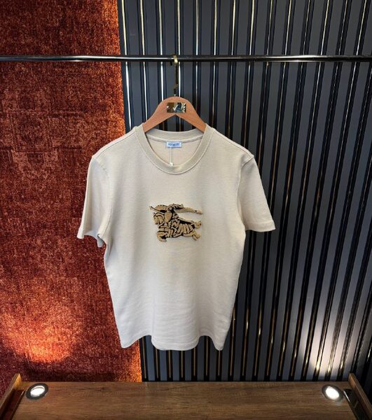Apparel — TGdqho8lMdUJ