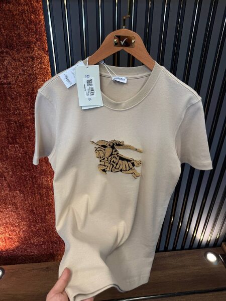 Apparel — TGdqho8lMdUJ view 2
