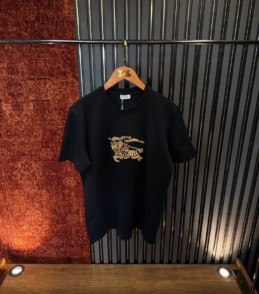 Apparel — TGdqho8lMdUJ view 3