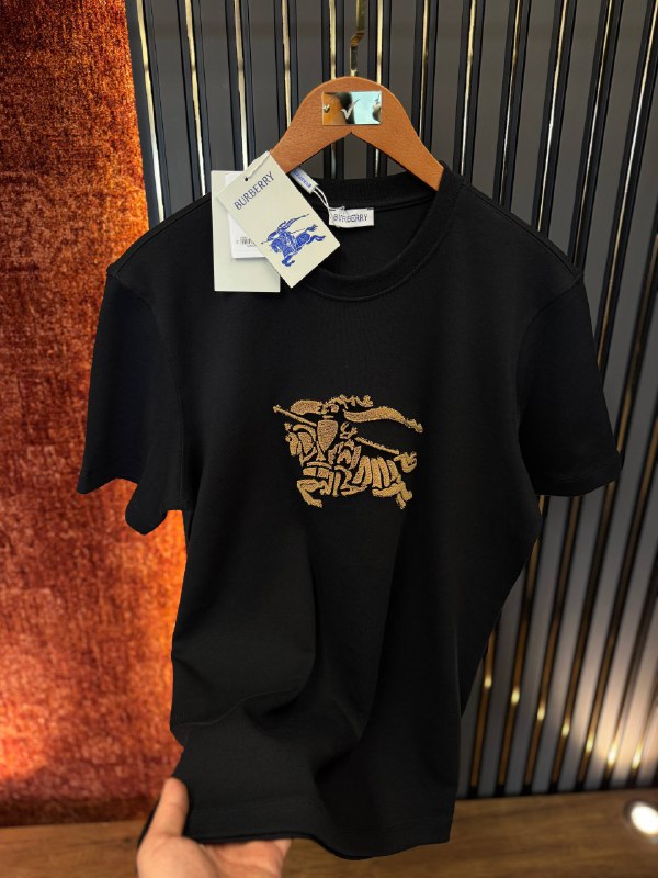 Apparel — TGdqho8lMdUJ view