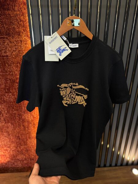 Apparel — TGdqho8lMdUJ view 4