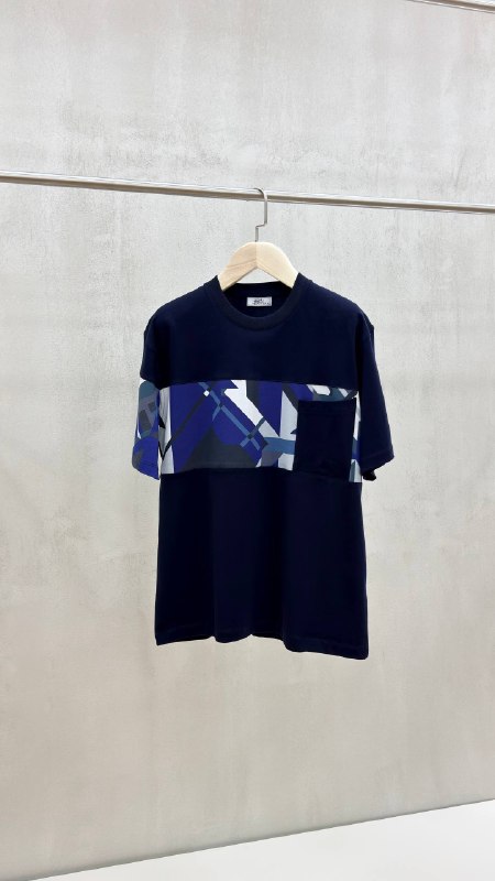 Apparel — TGdrssgMfmZx view