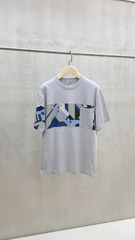 Apparel — TGdrssgMfmZx view