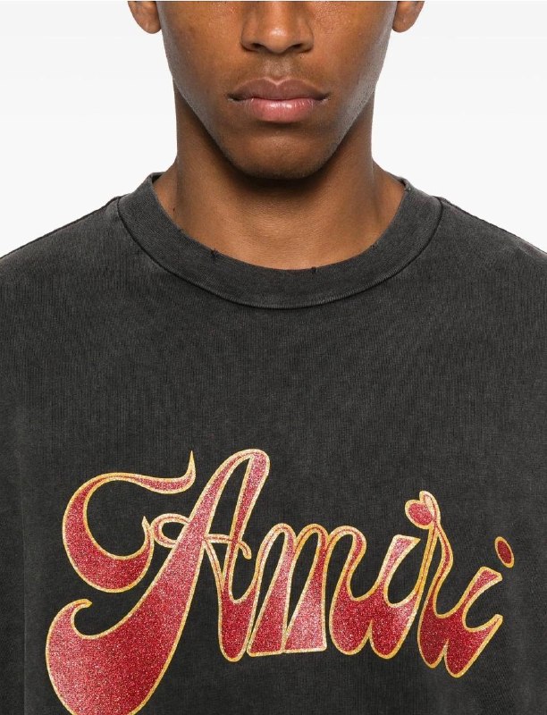 Apparel — TGdwG1YVH2Db
