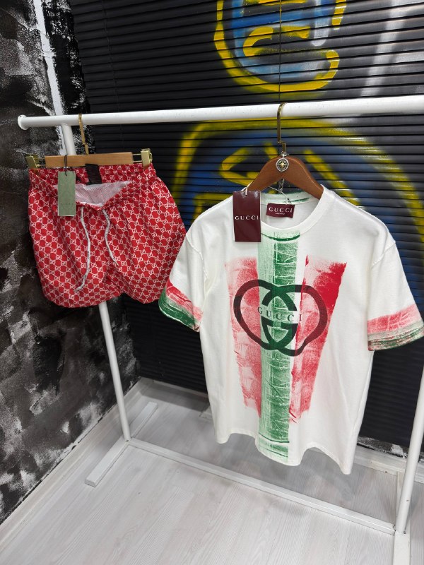 Apparel — TGdwGS7nLT_u