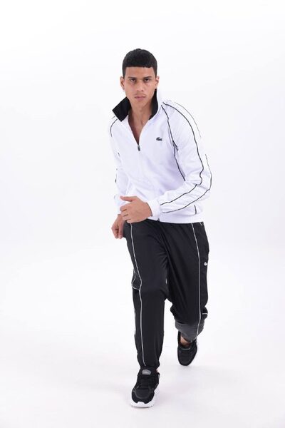 Apparel — TGdzcW3Skq0Q view 3