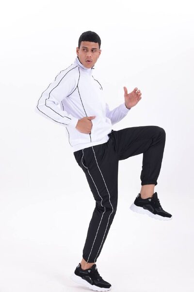 Apparel — TGdzcW3Skq0Q view 7