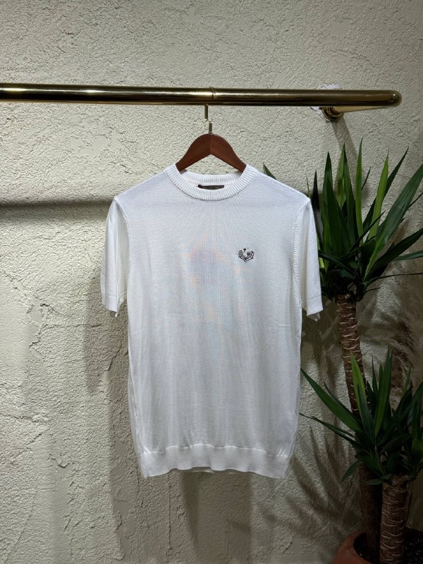 Apparel — TGe1c05dMI3V view