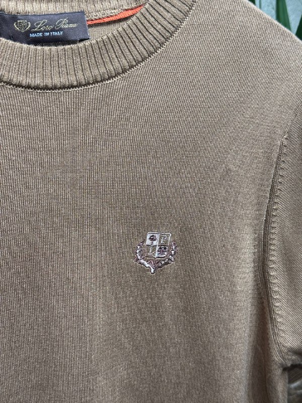 Apparel — TGe1c05dMI3V view