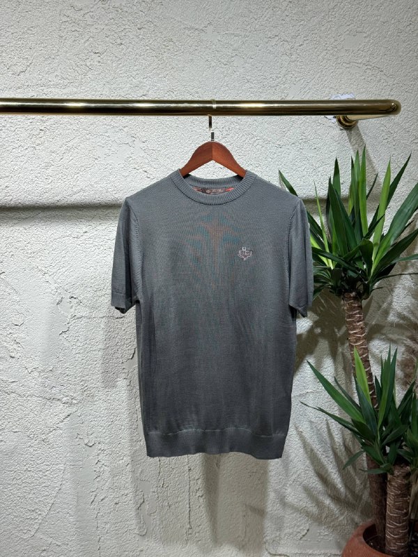 Apparel — TGe1c05dMI3V view