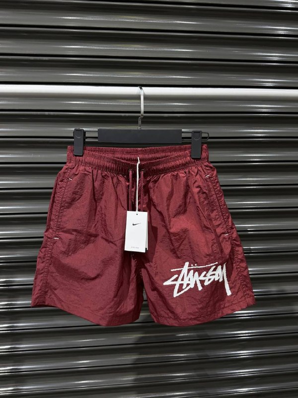 Apparel — TGe2yjWQuGEX view