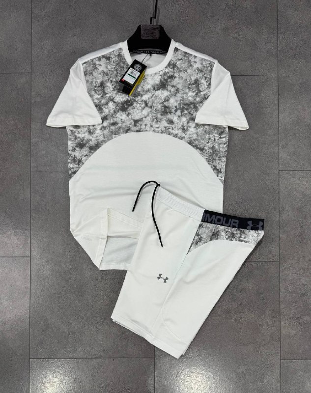 Apparel — TGe8N8mO-eO- view