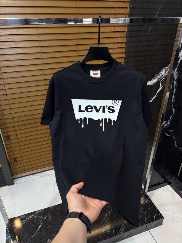 Apparel — TGe983OvwX5c view