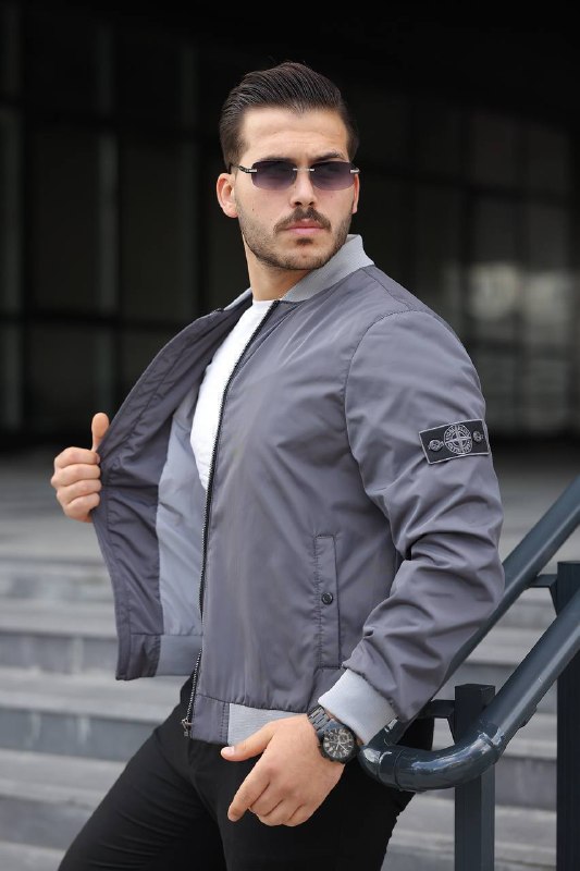 Apparel — TGe9pvvVRuy1 view