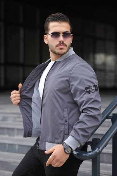 Apparel — TGe9pvvVRuy1 view 2