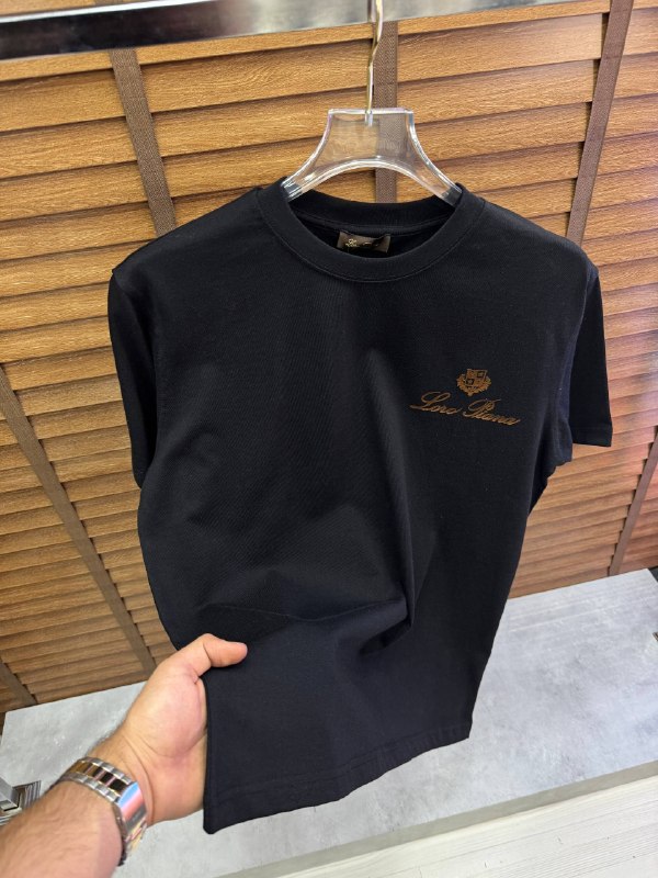 Apparel — TGe9ux-t_vdK