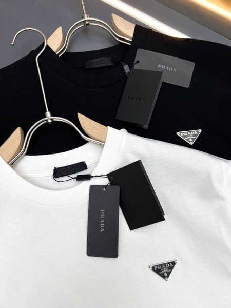 Apparel — TGeFDrQ_O_RM view 2