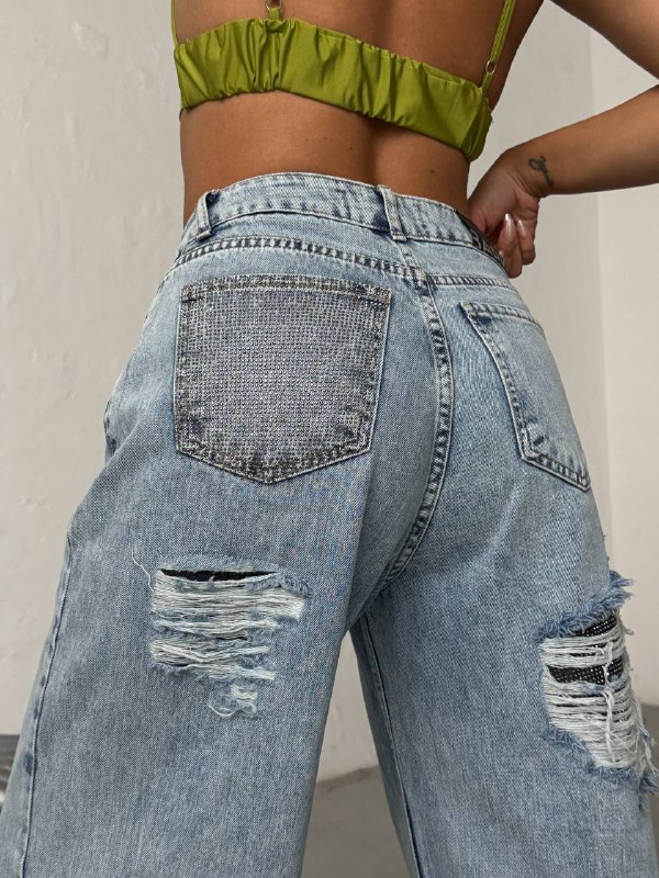 Apparel — TGeH7qY2E4cl