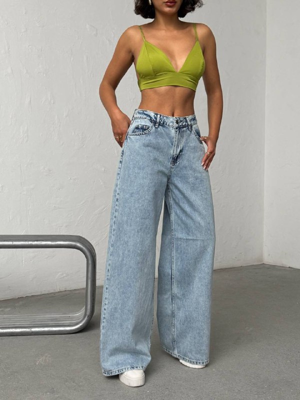 Apparel — TGeH7qY2E4cl view