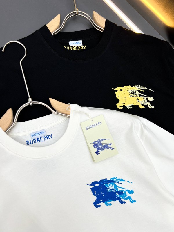 Apparel — TGeI8M3Fb7I7 view