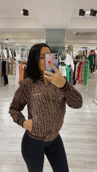 Apparel — TGeJ51K0c4Sx view 4