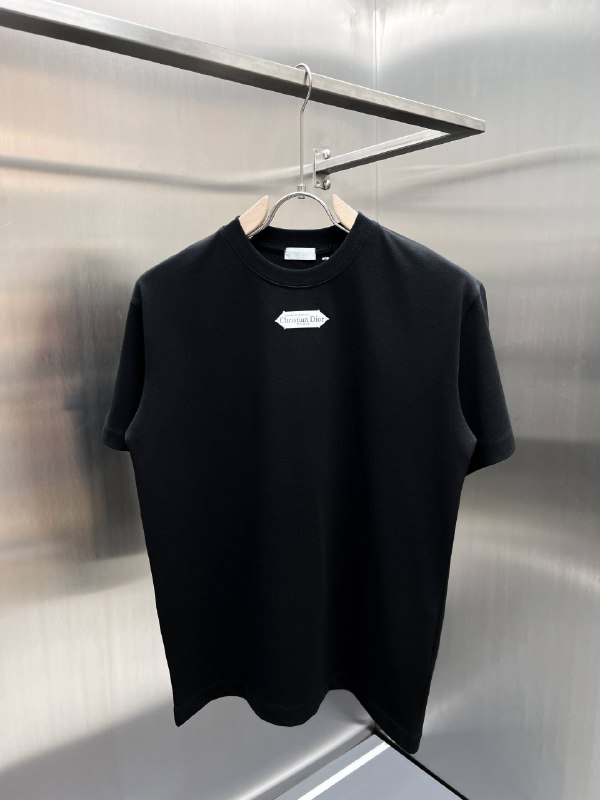 Apparel — TGeThElX_i0u