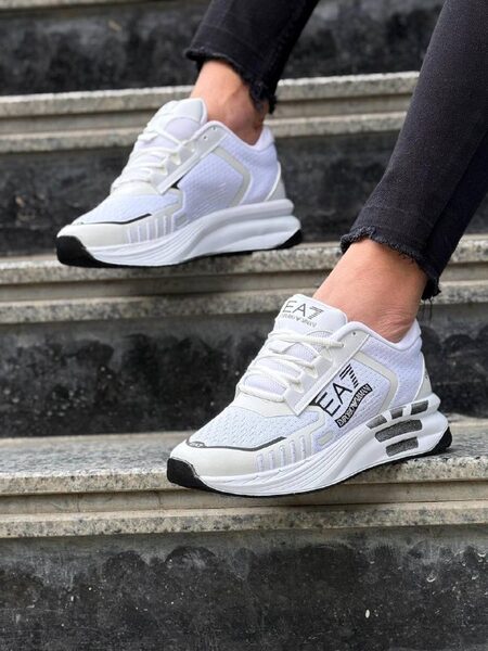 Men's Sneakers — TGeVb3P0DQYc view 2