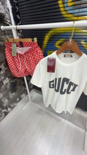 Apparel — TGeVvQikWmKk view 3