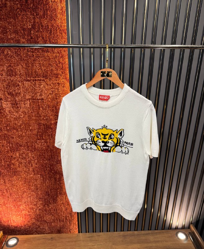 Apparel — TGeXyBSGjm2m view