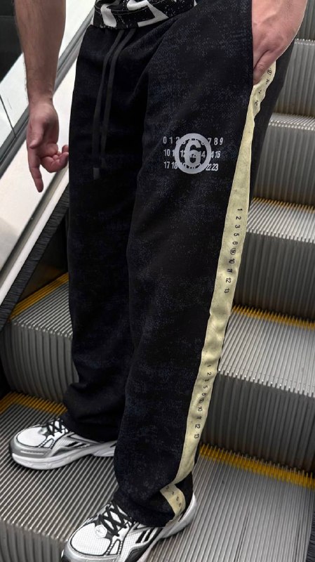 Apparel — TGefeoUgUMJM