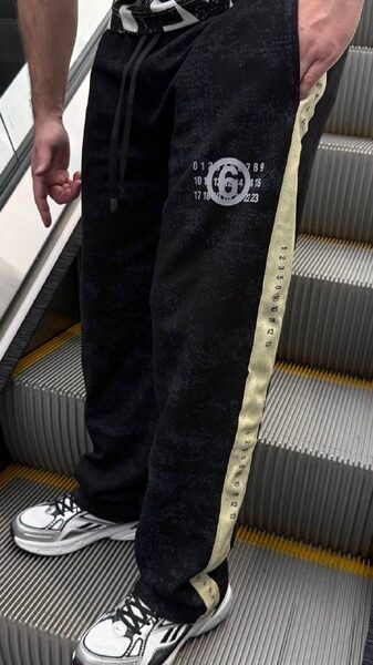 Apparel — TGefeoUgUMJM