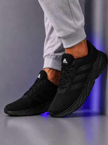 Men's Sneakers — TGegELEar8ph view 3