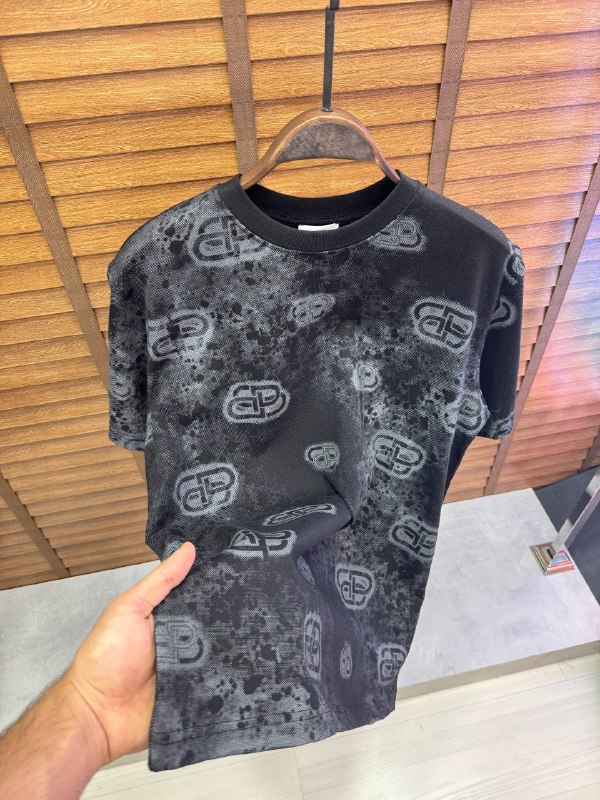 Apparel — TGf5IHuXUQ4R