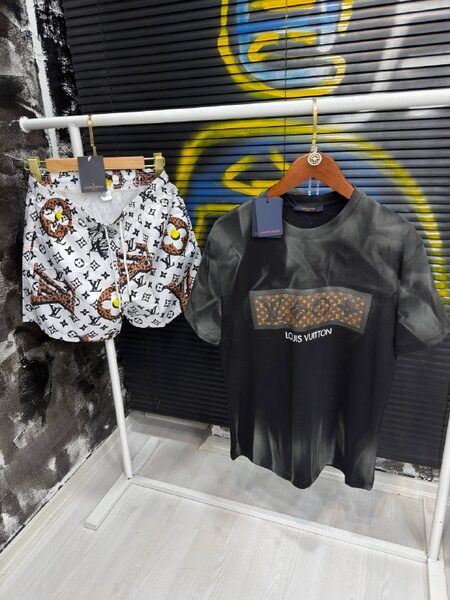 Apparel — TGfMVJOTsnVi view 3