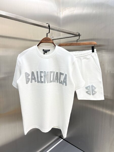 Apparel — TGfOY8varugO view 2
