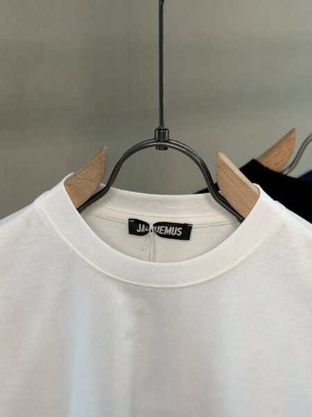 Apparel — TGfQaWhC9Zrm