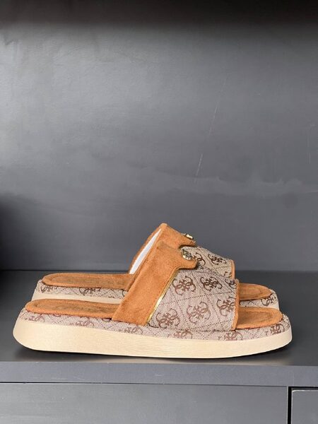 Women's Shoes — TGfXdjOj4Ec8 view 3