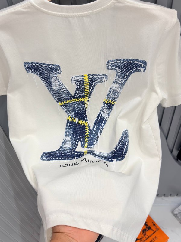 Apparel — TGfZ_veQMfrW view