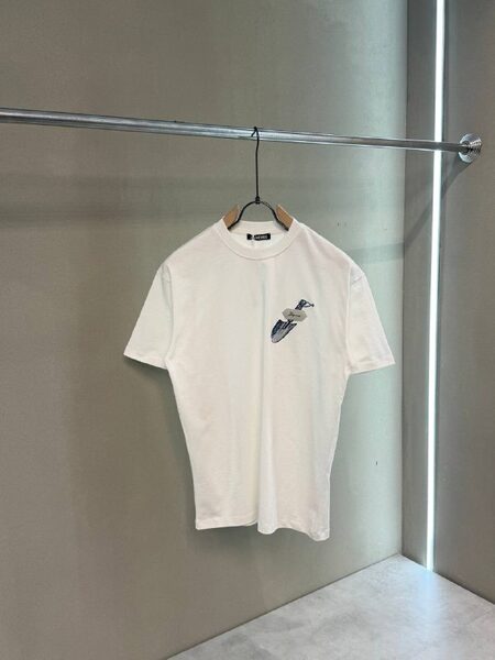 Apparel — TGf_ovvICBeQ view 2