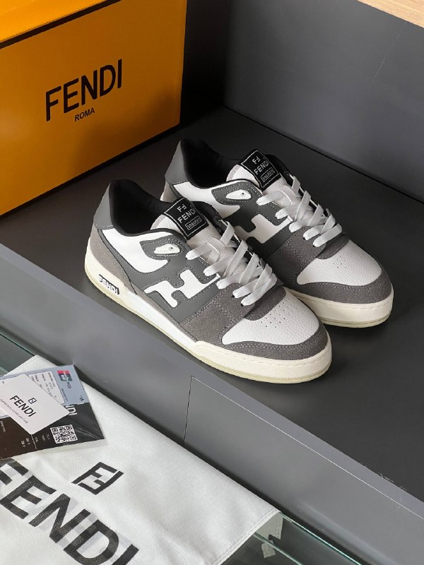 Men's Sneakers — TGfebfFZWW0F