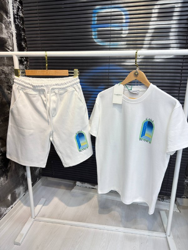 Apparel — TGffQDGpv8uV view