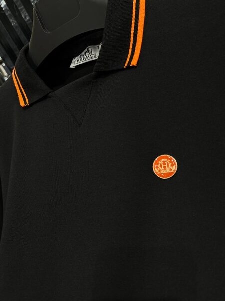 Apparel — TGfpN-PiAiCw view 2