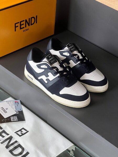 Men's Sneakers — TGfqX6mC5qcm