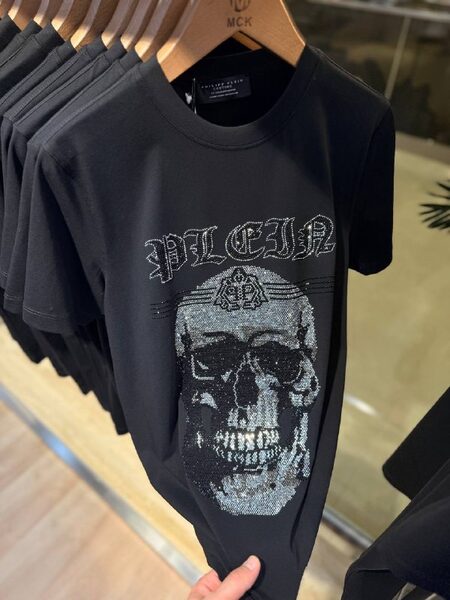 Apparel — TGfrc3FQjzqA view 2