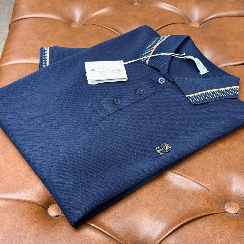 Apparel — TGfuebkwAgb2 view