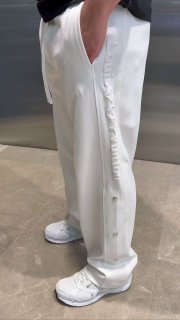Apparel — TGfy7zARo8wG